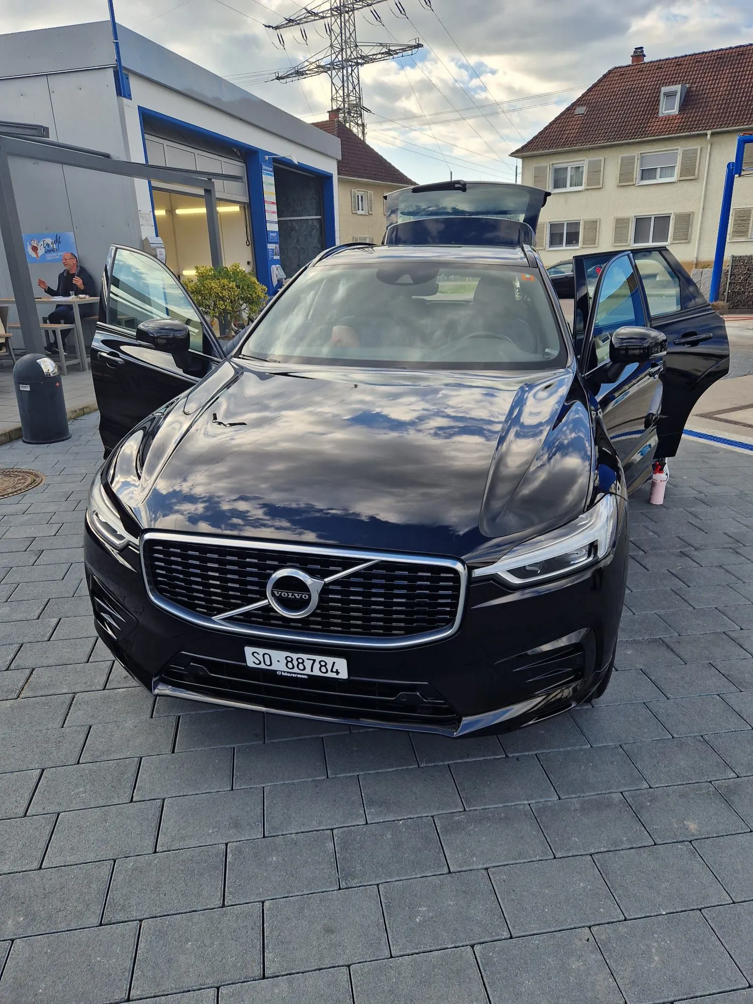 Probst Carwash GmbH - Autowaschanlage mit Bistro - Auto