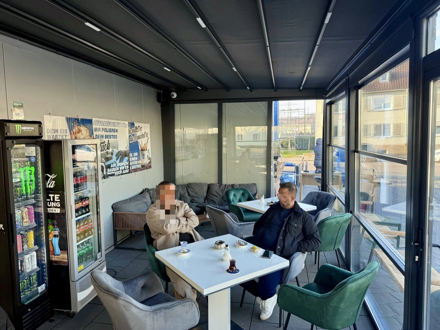 Probst Carwash GmbH - Autowaschanlage mit Bistro - Bistro-Interieur