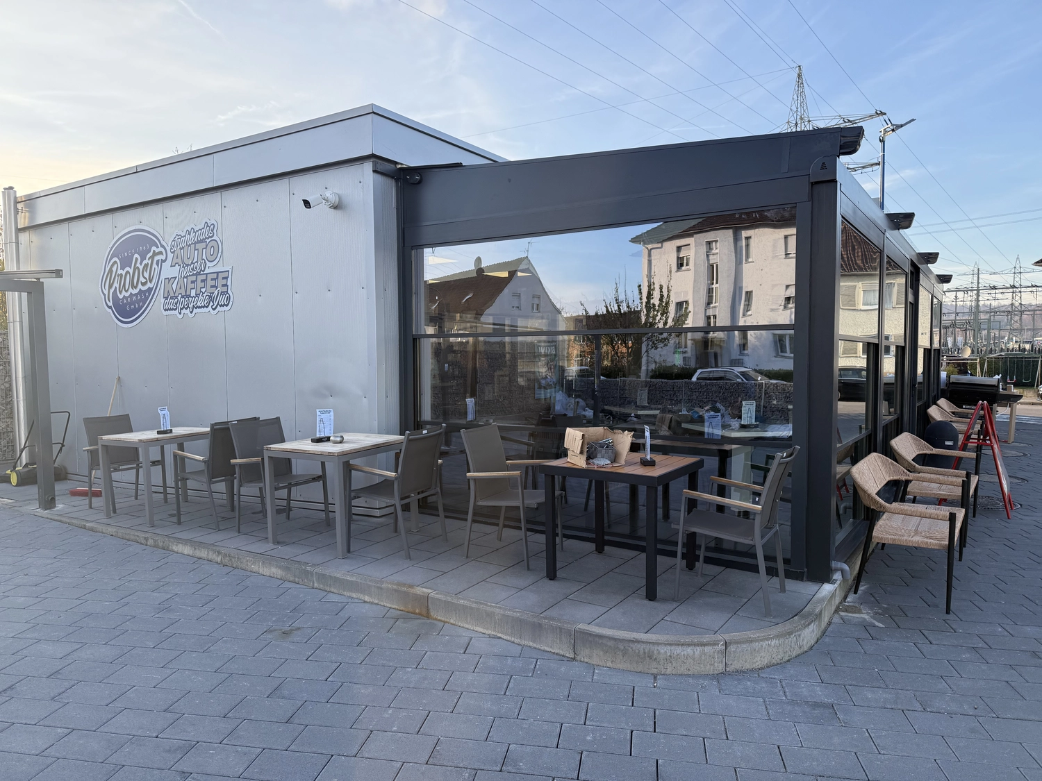 Probst Carwash GmbH - Autowaschanlage mit Bistro - Bistro-Interieur